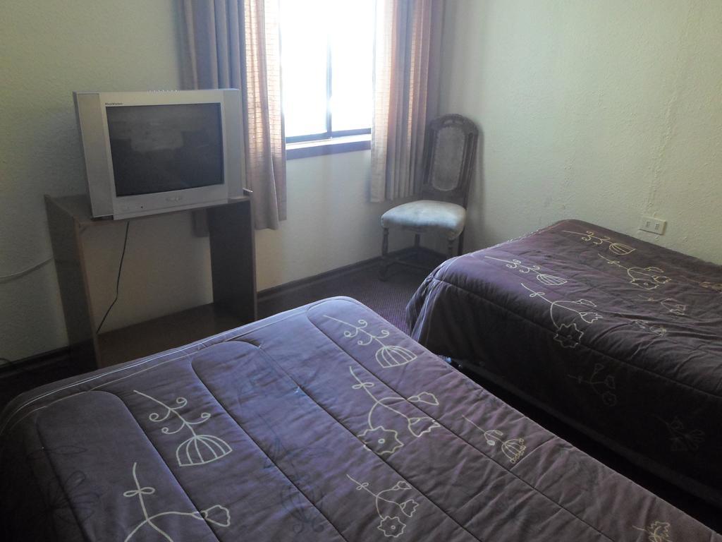 Hotel Don Teo Puerto Montt Szoba fotó